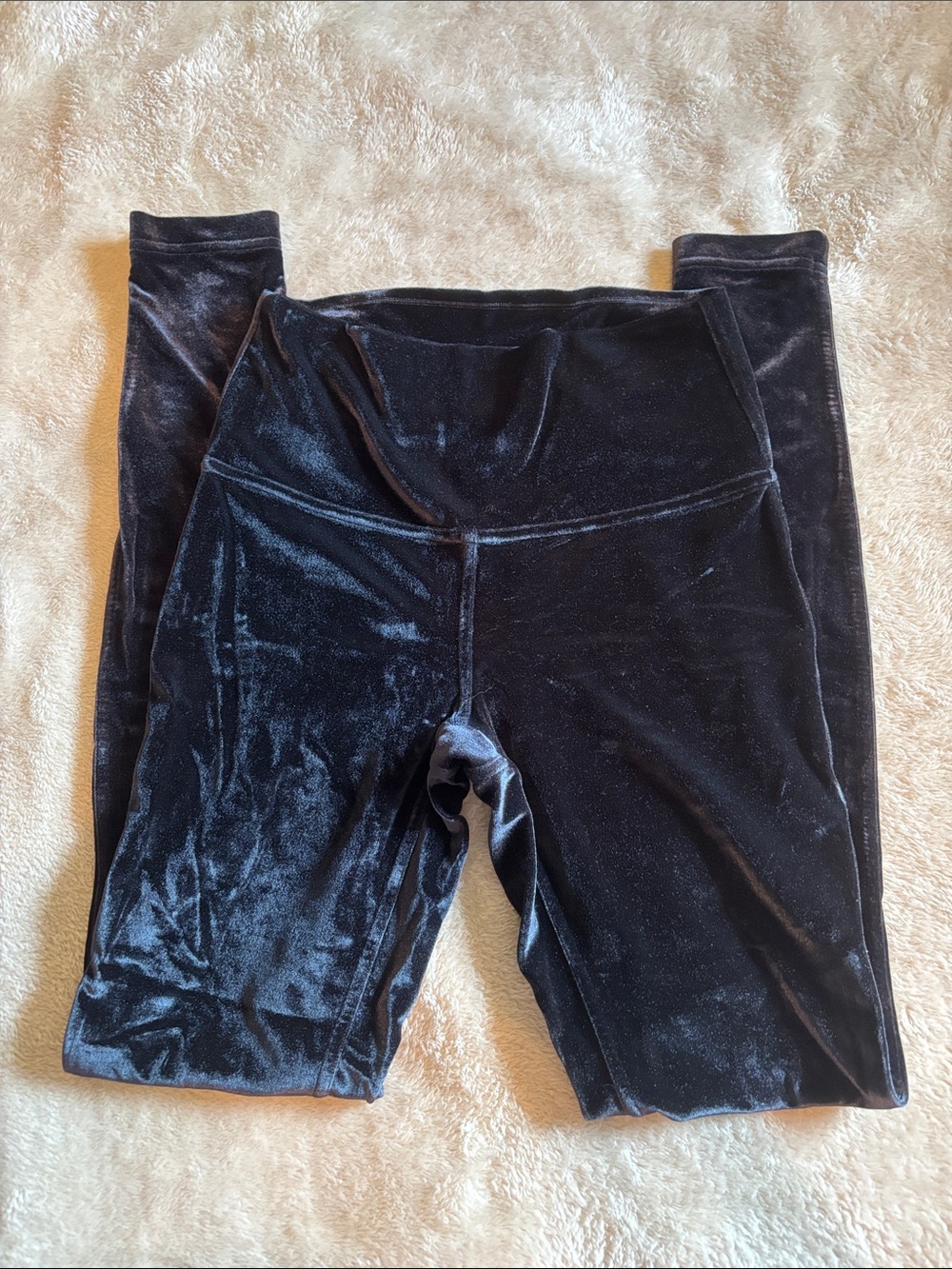 Lululemon velvet leggings size 6